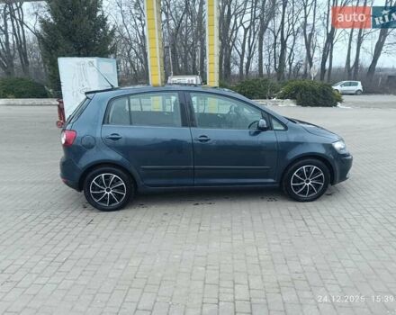 Синий Фольксваген Гольф Плюс, объемом двигателя 1.6 л и пробегом 154 тыс. км за 6999 $, фото 4 на Automoto.ua