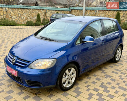 Синий Фольксваген Гольф Плюс, объемом двигателя 1.6 л и пробегом 202 тыс. км за 5900 $, фото 19 на Automoto.ua