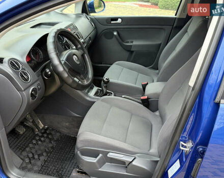 Синий Фольксваген Гольф Плюс, объемом двигателя 1.6 л и пробегом 202 тыс. км за 5900 $, фото 56 на Automoto.ua