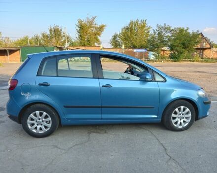 Синий Фольксваген Гольф Плюс, объемом двигателя 1.6 л и пробегом 245 тыс. км за 5899 $, фото 7 на Automoto.ua