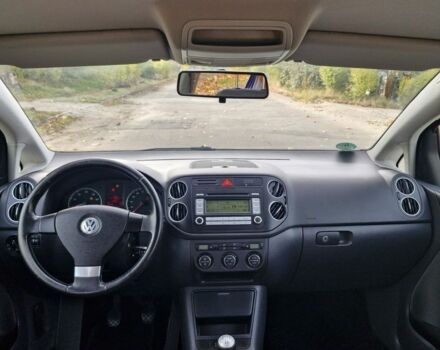 Синий Фольксваген Гольф Плюс, объемом двигателя 1.4 л и пробегом 269 тыс. км за 5900 $, фото 17 на Automoto.ua
