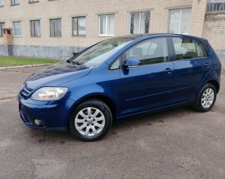 Синий Фольксваген Гольф Плюс, объемом двигателя 1.6 л и пробегом 172 тыс. км за 6200 $, фото 2 на Automoto.ua