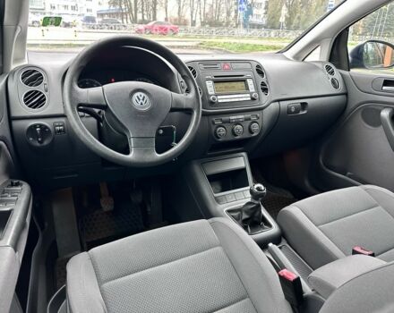 Синий Фольксваген Гольф Плюс, объемом двигателя 1.6 л и пробегом 207 тыс. км за 6200 $, фото 7 на Automoto.ua
