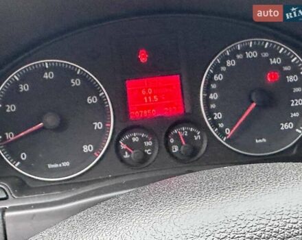 Синий Фольксваген Гольф Плюс, объемом двигателя 1.6 л и пробегом 207 тыс. км за 6200 $, фото 38 на Automoto.ua