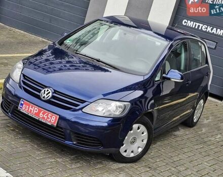 Синий Фольксваген Гольф Плюс, объемом двигателя 1.6 л и пробегом 198 тыс. км за 6390 $, фото 3 на Automoto.ua