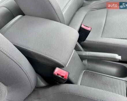 Синий Фольксваген Гольф Плюс, объемом двигателя 1.6 л и пробегом 207 тыс. км за 6200 $, фото 27 на Automoto.ua