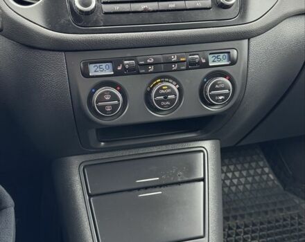 Синий Фольксваген Гольф Плюс, объемом двигателя 1.6 л и пробегом 243 тыс. км за 6500 $, фото 13 на Automoto.ua