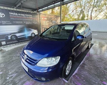 Синий Фольксваген Гольф Плюс, объемом двигателя 1.6 л и пробегом 140 тыс. км за 7500 $, фото 2 на Automoto.ua