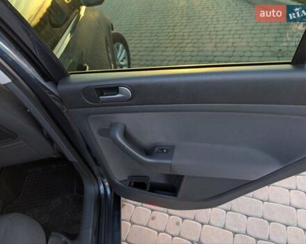Синій Фольксваген Golf Plus, об'ємом двигуна 1.4 л та пробігом 219 тис. км за 6500 $, фото 20 на Automoto.ua