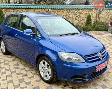 Синий Фольксваген Гольф Плюс, объемом двигателя 1.6 л и пробегом 202 тыс. км за 5900 $, фото 4 на Automoto.ua