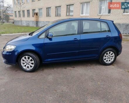 Синий Фольксваген Гольф Плюс, объемом двигателя 1.6 л и пробегом 172 тыс. км за 6200 $, фото 4 на Automoto.ua