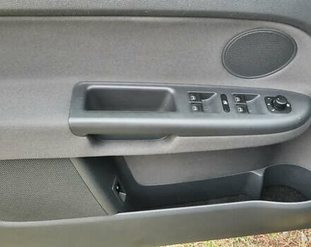 Синий Фольксваген Гольф Плюс, объемом двигателя 1.6 л и пробегом 207 тыс. км за 5350 $, фото 20 на Automoto.ua