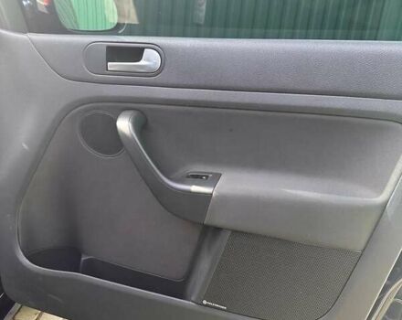 Синий Фольксваген Гольф Плюс, объемом двигателя 1.6 л и пробегом 219 тыс. км за 6500 $, фото 7 на Automoto.ua