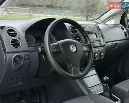 Синій Фольксваген Golf Plus, об'ємом двигуна 1.4 л та пробігом 172 тис. км за 5250 $, фото 9 на Automoto.ua