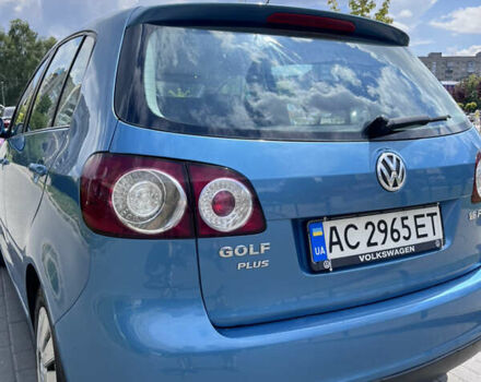 Синий Фольксваген Гольф Плюс, объемом двигателя 1.6 л и пробегом 272 тыс. км за 5800 $, фото 6 на Automoto.ua