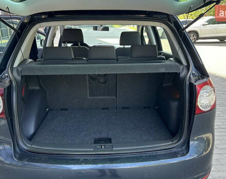 Синий Фольксваген Гольф Плюс, объемом двигателя 1.6 л и пробегом 235 тыс. км за 6800 $, фото 19 на Automoto.ua