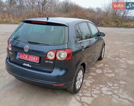 Синий Фольксваген Гольф Плюс, объемом двигателя 1.6 л и пробегом 225 тыс. км за 5550 $, фото 3 на Automoto.ua