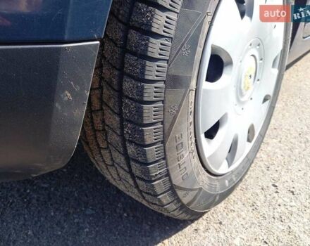 Синій Фольксваген Golf Plus, об'ємом двигуна 1.6 л та пробігом 194 тис. км за 5800 $, фото 5 на Automoto.ua