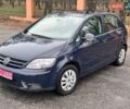 Синий Фольксваген Гольф Плюс, объемом двигателя 1.6 л и пробегом 207 тыс. км за 6200 $, фото 6 на Automoto.ua