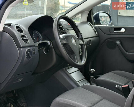 Синій Фольксваген Golf Plus, об'ємом двигуна 1.4 л та пробігом 172 тис. км за 5250 $, фото 6 на Automoto.ua
