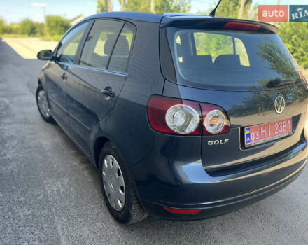 Синій Фольксваген Golf Plus, об'ємом двигуна 1.4 л та пробігом 246 тис. км за 6000 $, фото 24 на Automoto.ua