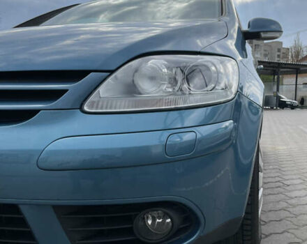 Синий Фольксваген Гольф Плюс, объемом двигателя 1.6 л и пробегом 272 тыс. км за 5800 $, фото 1 на Automoto.ua