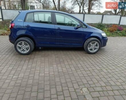 Синий Фольксваген Гольф Плюс, объемом двигателя 1.6 л и пробегом 156 тыс. км за 6100 $, фото 25 на Automoto.ua
