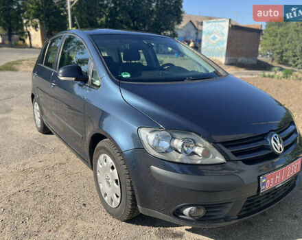 Синій Фольксваген Golf Plus, об'ємом двигуна 1.4 л та пробігом 246 тис. км за 6000 $, фото 8 на Automoto.ua