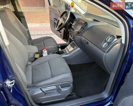 Синий Фольксваген Гольф Плюс, объемом двигателя 1.6 л и пробегом 180 тыс. км за 6199 $, фото 51 на Automoto.ua