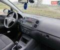 Синий Фольксваген Гольф Плюс, объемом двигателя 1.6 л и пробегом 172 тыс. км за 6200 $, фото 30 на Automoto.ua