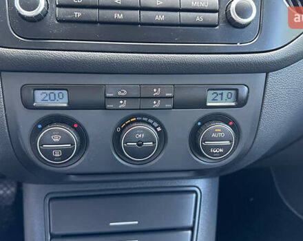 Синий Фольксваген Гольф Плюс, объемом двигателя 1.6 л и пробегом 235 тыс. км за 6800 $, фото 28 на Automoto.ua