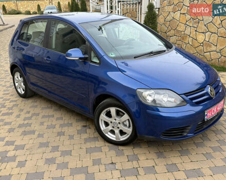 Синий Фольксваген Гольф Плюс, объемом двигателя 1.6 л и пробегом 202 тыс. км за 5999 $, фото 2 на Automoto.ua