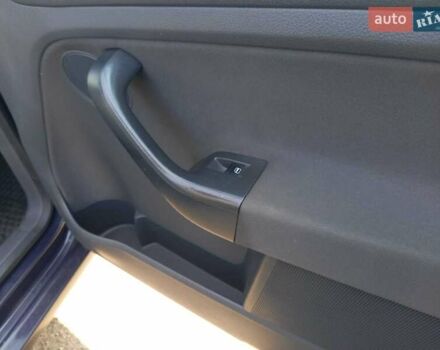 Синій Фольксваген Golf Plus, об'ємом двигуна 1.6 л та пробігом 194 тис. км за 5800 $, фото 22 на Automoto.ua