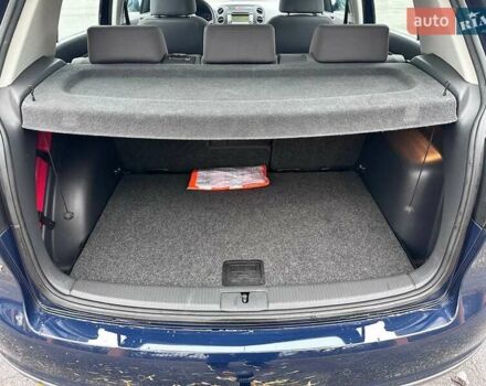 Синий Фольксваген Гольф Плюс, объемом двигателя 1.6 л и пробегом 207 тыс. км за 6200 $, фото 12 на Automoto.ua