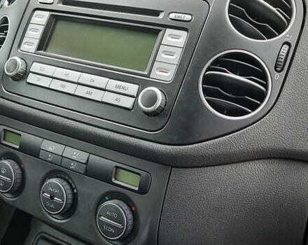 Синий Фольксваген Гольф Плюс, объемом двигателя 1.6 л и пробегом 207 тыс. км за 5350 $, фото 19 на Automoto.ua