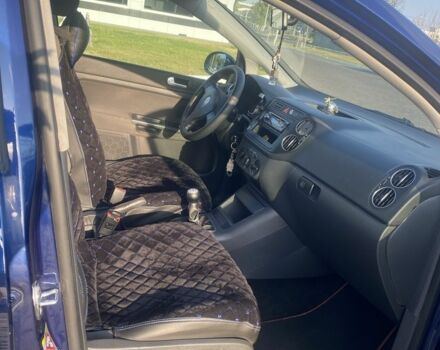 Синий Фольксваген Гольф Плюс, объемом двигателя 1.4 л и пробегом 250 тыс. км за 5000 $, фото 5 на Automoto.ua