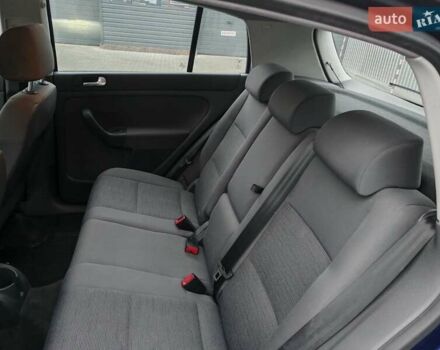 Синий Фольксваген Гольф Плюс, объемом двигателя 1.6 л и пробегом 212 тыс. км за 6000 $, фото 27 на Automoto.ua