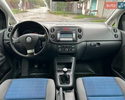 Синий Фольксваген Гольф Плюс, объемом двигателя 1.9 л и пробегом 223 тыс. км за 8200 $, фото 14 на Automoto.ua