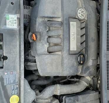 Синий Фольксваген Гольф Плюс, объемом двигателя 1.6 л и пробегом 260 тыс. км за 7500 $, фото 12 на Automoto.ua