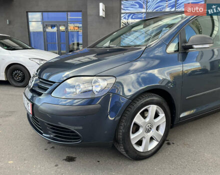 Синий Фольксваген Гольф Плюс, объемом двигателя 1.6 л и пробегом 167 тыс. км за 6300 $, фото 2 на Automoto.ua