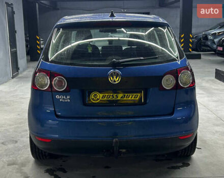 Синий Фольксваген Гольф Плюс, объемом двигателя 1.39 л и пробегом 195 тыс. км за 5300 $, фото 4 на Automoto.ua