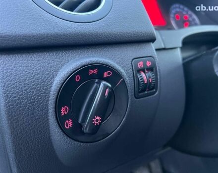 Синий Фольксваген Гольф Плюс, объемом двигателя 1.4 л и пробегом 170 тыс. км за 5290 $, фото 19 на Automoto.ua