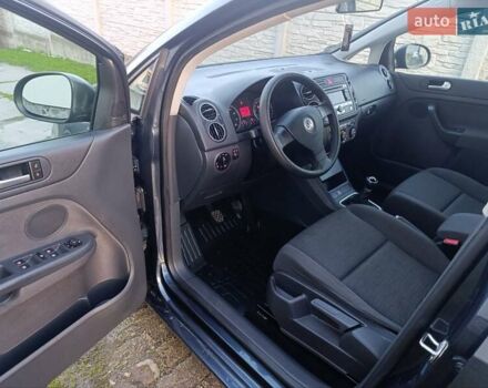 Синий Фольксваген Гольф Плюс, объемом двигателя 1.6 л и пробегом 162 тыс. км за 6500 $, фото 16 на Automoto.ua