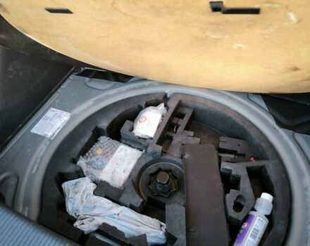 Синий Фольксваген Гольф Плюс, объемом двигателя 1.4 л и пробегом 202 тыс. км за 6500 $, фото 13 на Automoto.ua