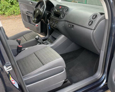 Синий Фольксваген Гольф Плюс, объемом двигателя 1.6 л и пробегом 195 тыс. км за 6898 $, фото 12 на Automoto.ua