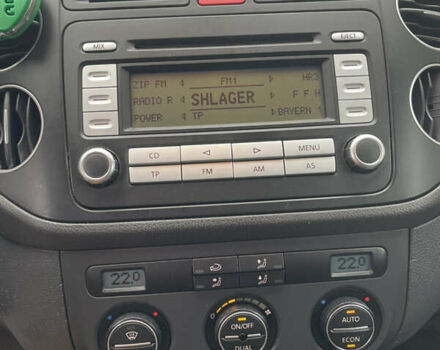 Фольксваген Гольф Плюс 2007 в Чернигове на Automoto.ua Синий Фольксваген Гольф Плюс, объемом двигателя 1.6 л и пробегом 257 тыс. км за 7499 $, фото 13 на Automoto.ua