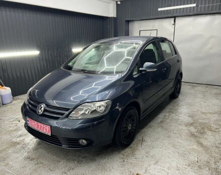 Синий Фольксваген Гольф Плюс, объемом двигателя 1.6 л и пробегом 220 тыс. км за 5700 $, фото 1 на Automoto.ua