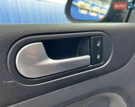 Синий Фольксваген Гольф Плюс, объемом двигателя 1.6 л и пробегом 167 тыс. км за 6300 $, фото 27 на Automoto.ua