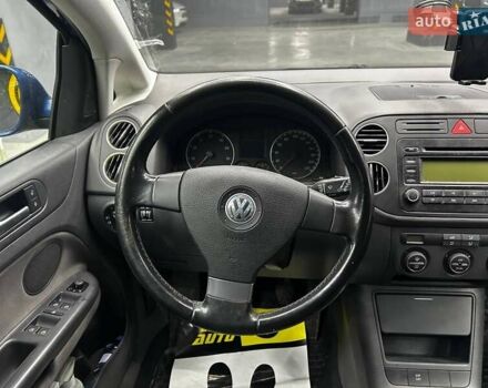 Синий Фольксваген Гольф Плюс, объемом двигателя 1.39 л и пробегом 195 тыс. км за 5300 $, фото 13 на Automoto.ua