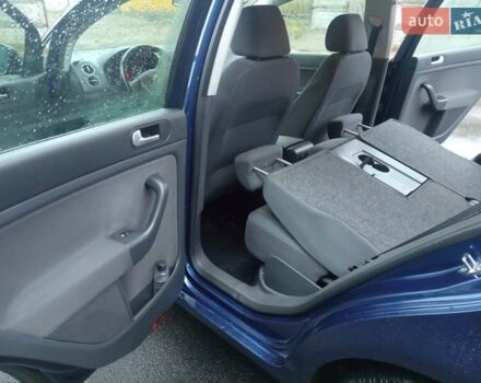 Синій Фольксваген Golf Plus, об'ємом двигуна 1.4 л та пробігом 190 тис. км за 6499 $, фото 28 на Automoto.ua